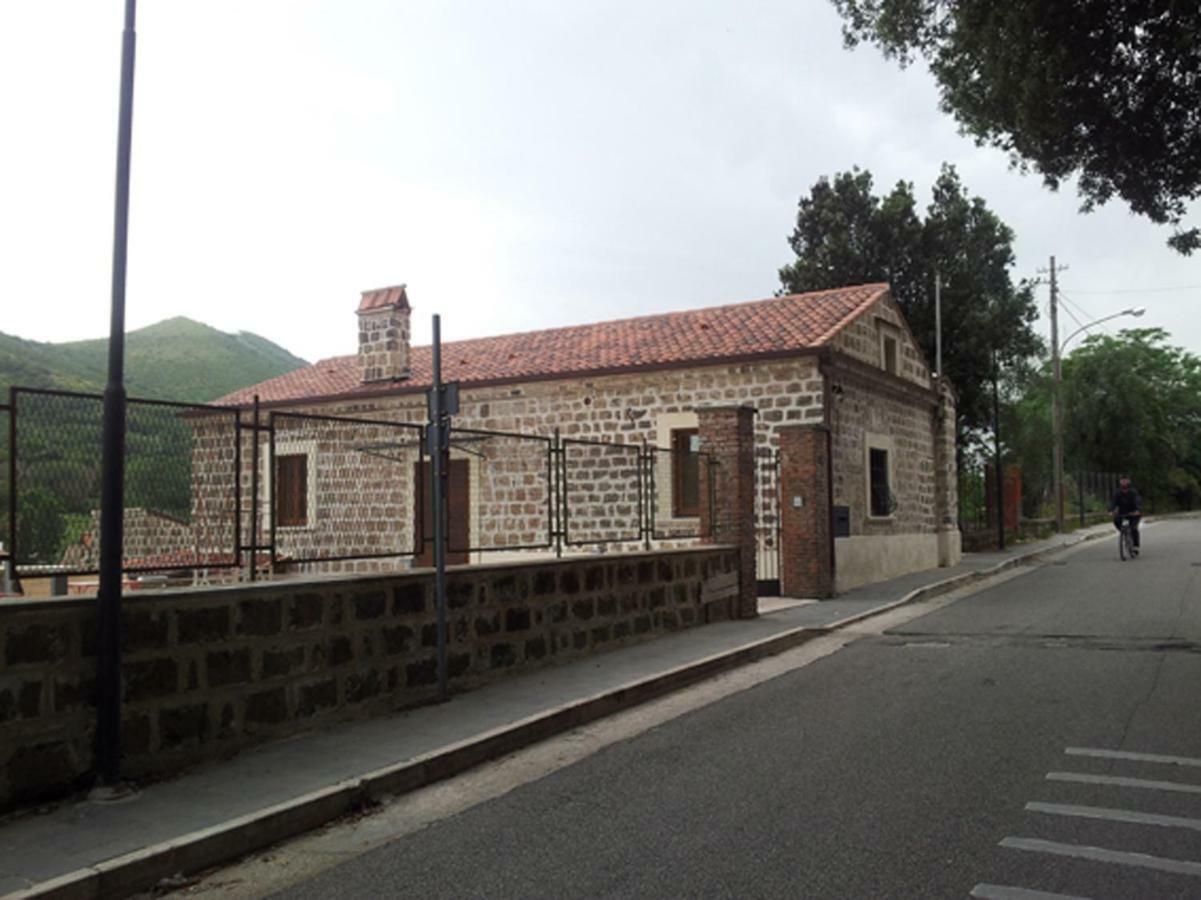 B&B Al Dosello Caserta Bagian luar foto